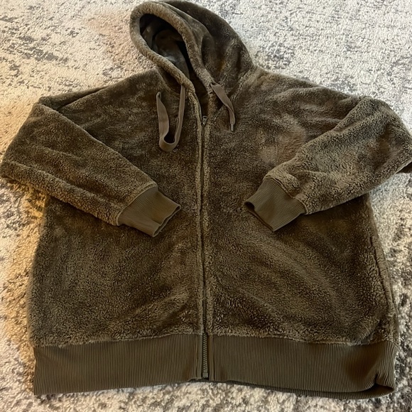 Aerie oversized fuzzy hoodie - Picture 2 of 7